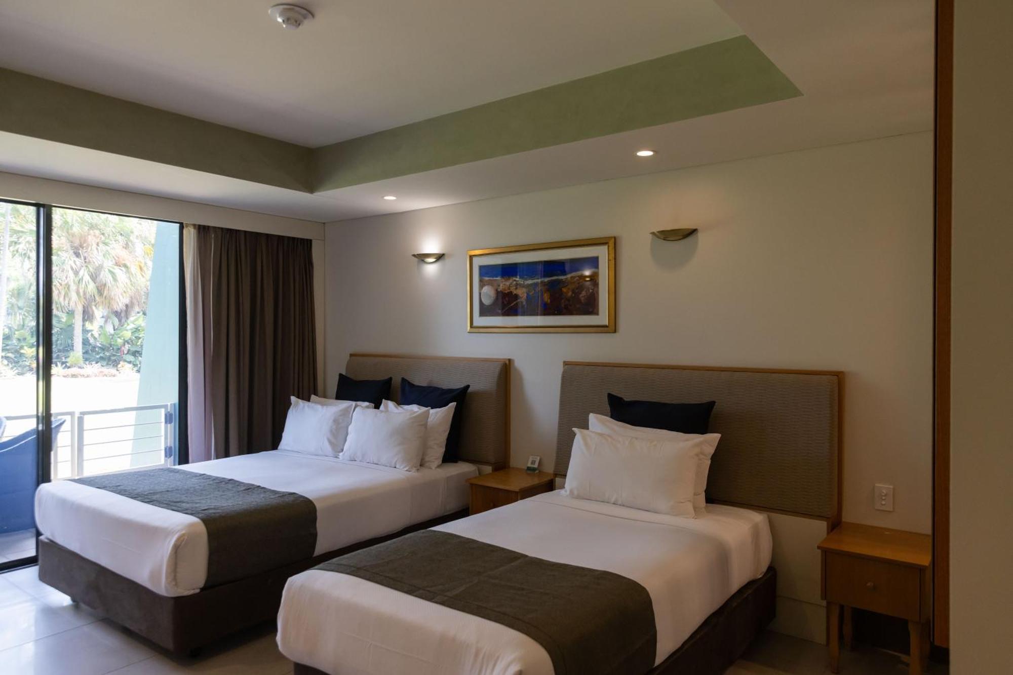 Mindil Beach Casino Resort Darwin Exterior foto Deluxe room at the resort